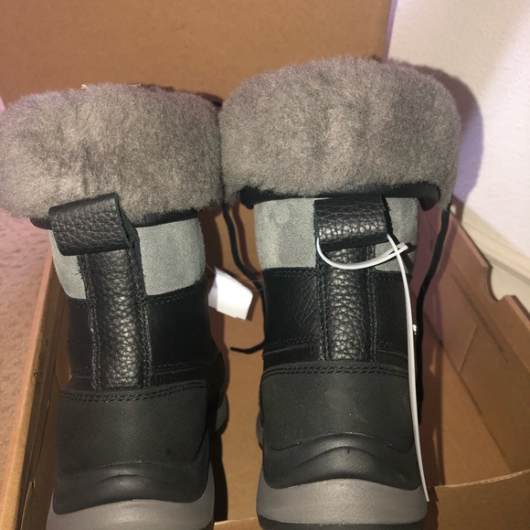 ✨UGG Adirondack Boots✨ - Picture 6 of 7